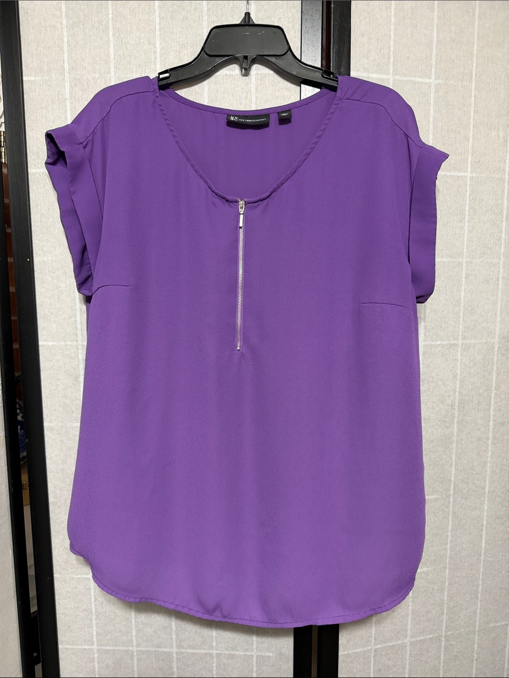 New York & Company Purple Short Sleeve Zip Front Blouse
